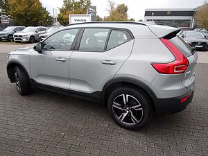Volvo  T2  Plus Dark 2WD