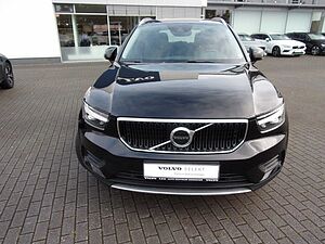 Volvo  T3 Momentum Pro 2WD