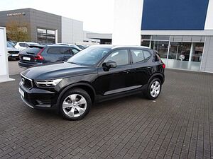 Volvo  T3 Momentum Pro 2WD