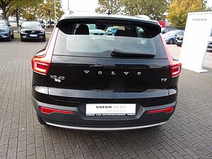 Volvo  T3 Momentum Pro 2WD