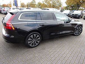 Volvo  B4  Plus Bright
