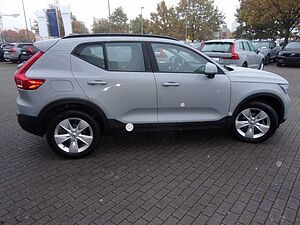 Volvo  T2 Essential 2WD