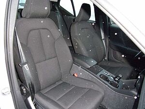 Volvo  T2 Essential 2WD