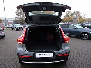 Volvo  T2 Essential 2WD