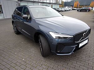 Volvo  B4 Plus Dark 2WD
