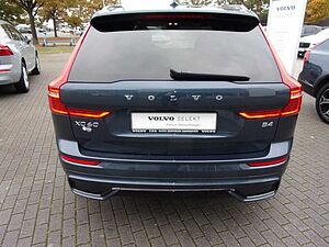 Volvo  B4 Plus Dark 2WD