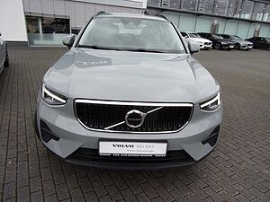 Volvo  T2 Essential 2WD