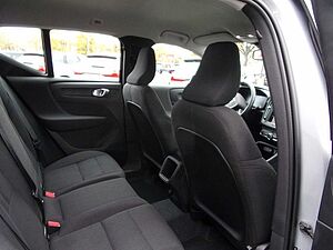 Volvo  T2 Essential 2WD