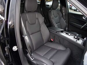 Volvo  B4 Plus Bright 2WD