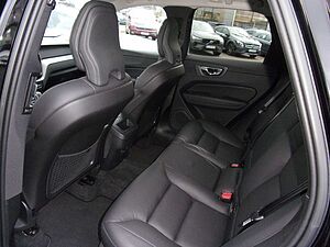 Volvo  B4 Plus Bright 2WD