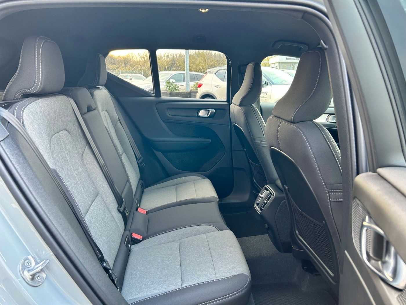 Volvo  T2 PLUS DARK  - Sofort lieferbar -