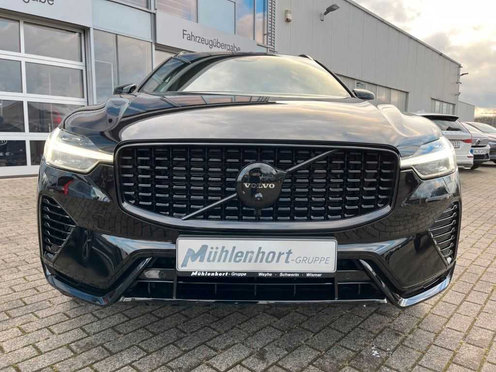 Volvo  T6 Recharge AWD Geartr. PLUS BLACK EDITION