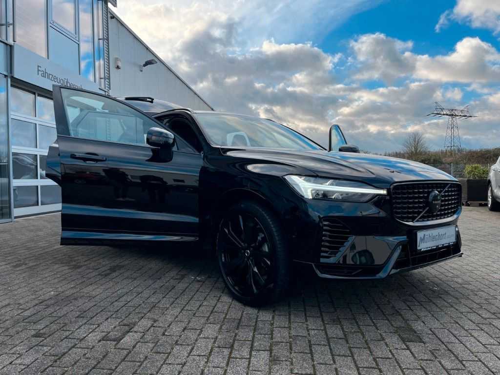 Volvo  T6 Recharge AWD Geartr. PLUS BLACK EDITION