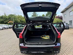 Volvo  T8 Twin Engine AWD Geartronic R Design