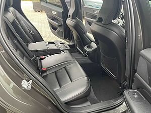 Volvo  D4 AWD Geartronic PRO - Pano