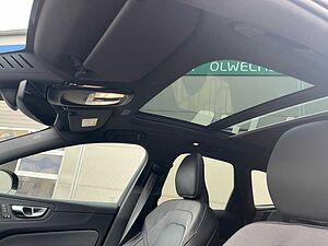 Volvo  T6 Recharge AWD Geartr. PLUS BLACK EDITION