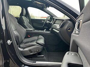 Volvo  T6 Recharge AWD Geartr. PLUS BLACK EDITION