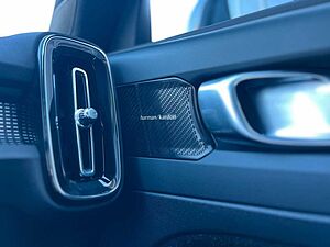 Volvo  T3 Geartronic  R-DESIGN - Pilot - Cam -