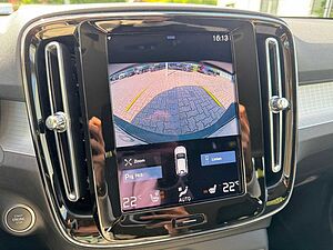 Volvo  T3 MOMENTUM PRO - Kamera - Keyless - LED -