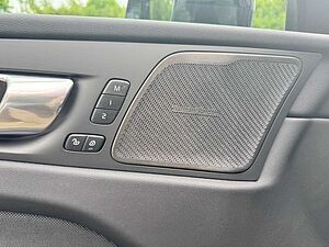 Volvo  B4 D AWD Geartronic PLUS DARK - Sthzg - H/K