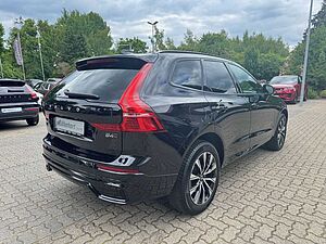 Volvo  B4 D AWD Geartronic PLUS DARK - Sthzg - H/K