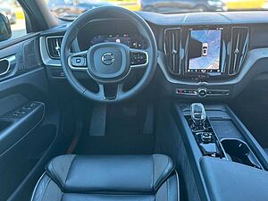 Volvo  B4 D AWD Geartr. ULTIMATE DARK - AHK -