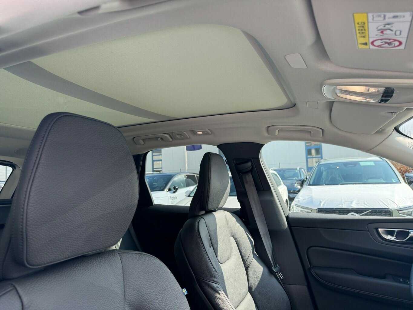 Volvo  T6 AWD Plus Dark Recharge
