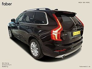 Volvo  D5 Momentum AWD-7 Sitzer-