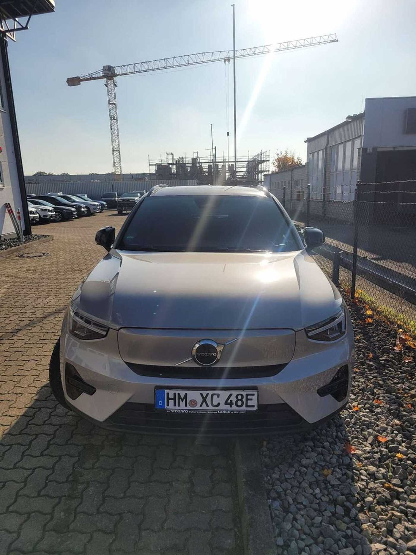 Volvo  Plus Recharge Pure Electric AWD