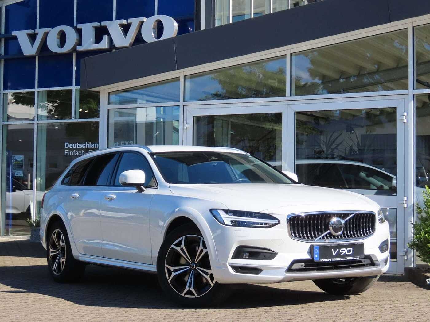 Volvo  Pro AWD