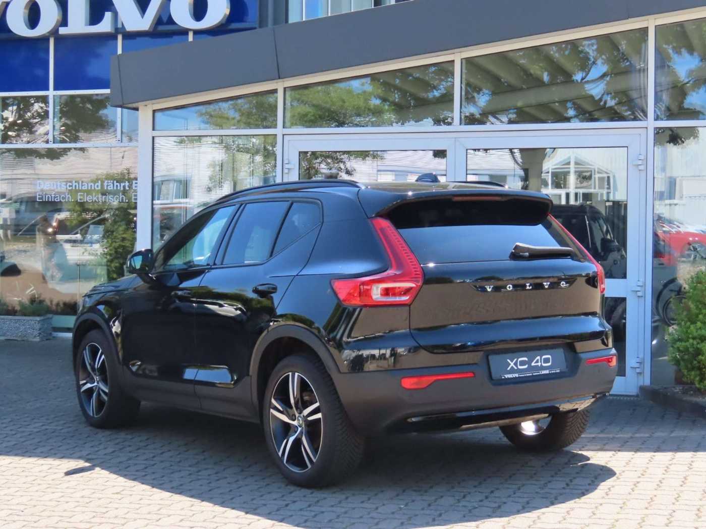Volvo  R Design AWD