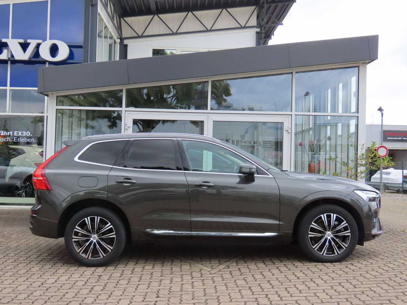 Volvo  Inscription Recharge Plug-In Hybrid AWD