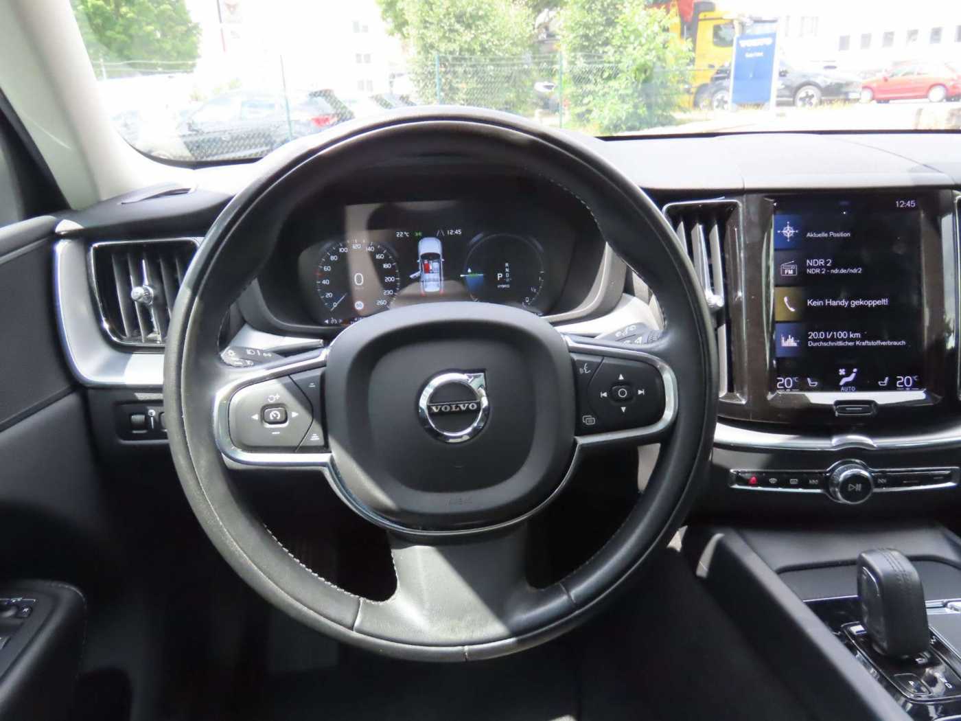 Volvo  Inscription Expression Recharge Plug-In Hyb