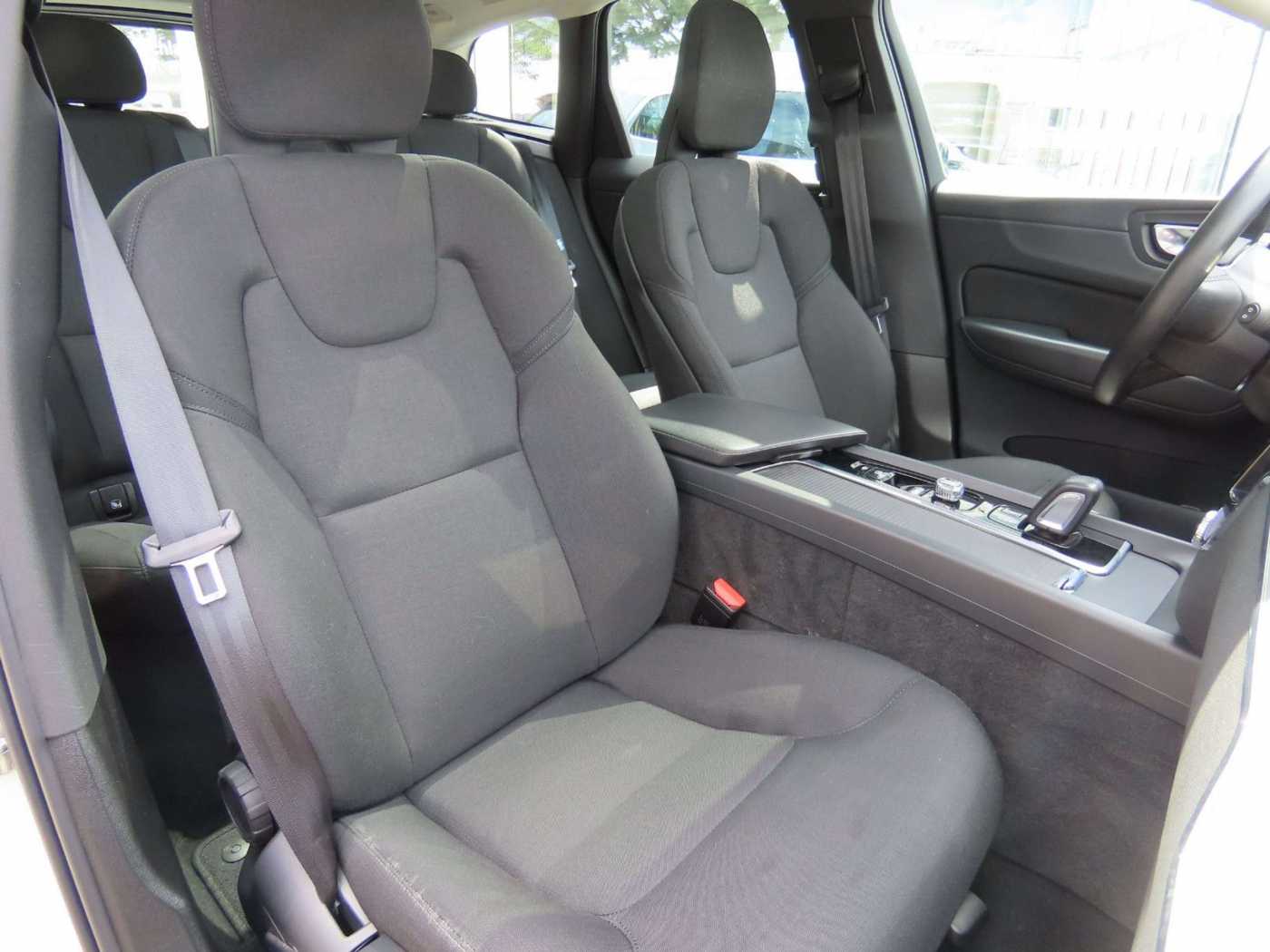 Volvo  Inscription Expression Recharge Plug-In Hyb