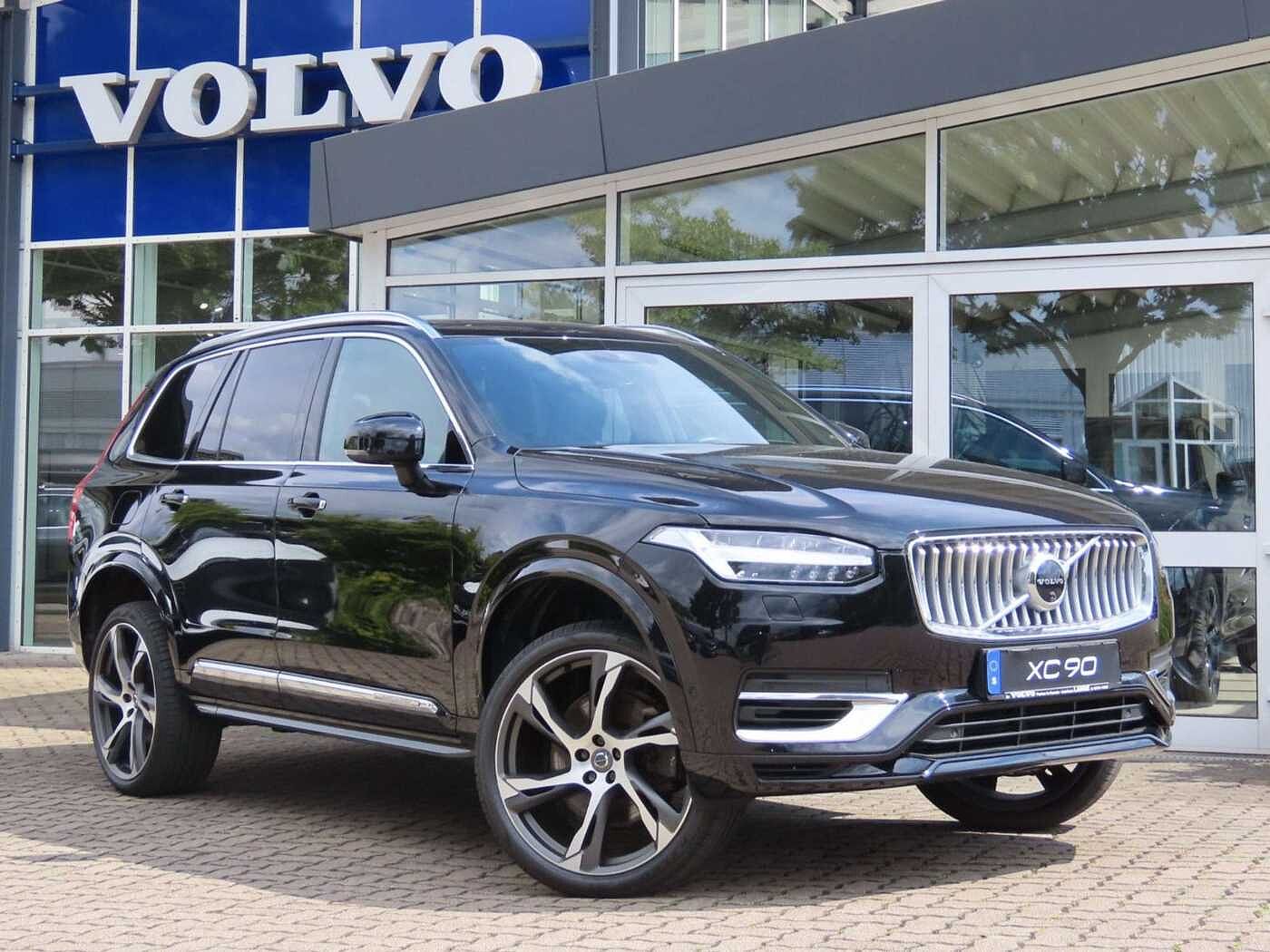 Volvo  Plus Bright Recharge Plug-In Hybrid AWD
