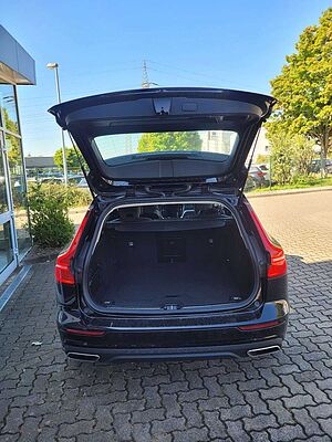 Volvo  Cross Country Basis AWD Standheizung SD