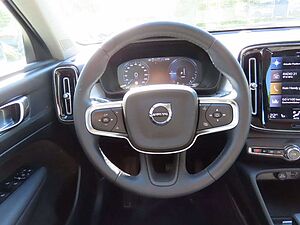 Volvo  Inscription Expression Recharge Plug-In Hyb