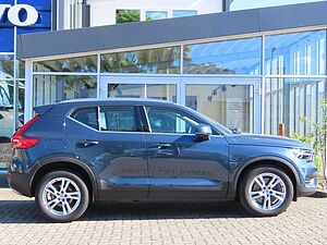Volvo  Inscription Expression Recharge Plug-In Hyb