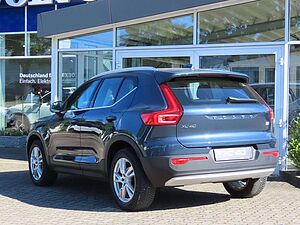 Volvo  Inscription Expression Recharge Plug-In Hyb