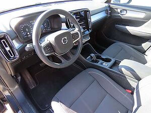 Volvo  Inscription Expression Recharge Plug-In Hyb