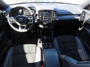 Volvo  R Design AWD