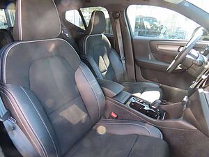 Volvo  R Design AWD