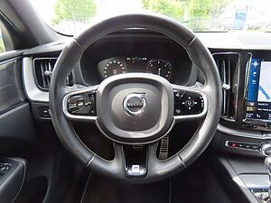 Volvo  R Design 2WD