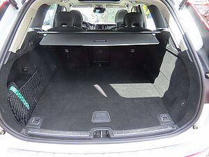 Volvo  Inscription Expression Recharge Plug-In Hyb
