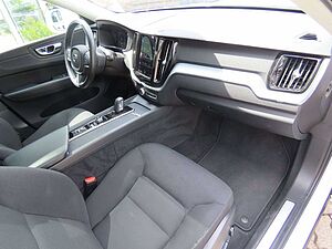 Volvo  Inscription Expression Recharge Plug-In Hyb