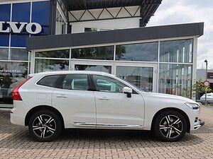 Volvo  Inscription Expression Recharge Plug-In Hyb
