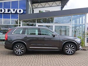 Volvo  Ultimate Bright Recharge Plug-In Hybrid AWD