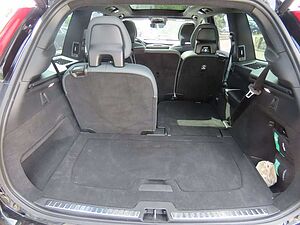 Volvo  Plus Bright Recharge Plug-In Hybrid AWD