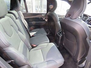 Volvo  Plus Bright Recharge Plug-In Hybrid AWD