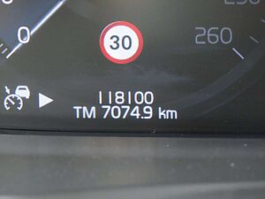 Volvo  Plus Bright Recharge Plug-In Hybrid AWD